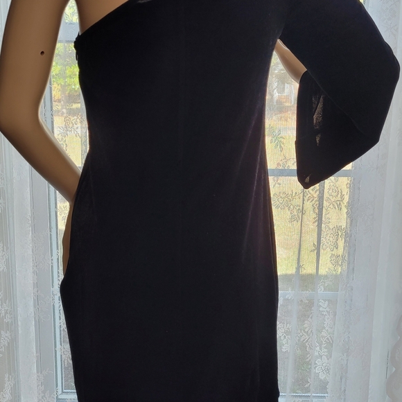 French Connection Bodycon One Shoulder - Holiday Party Aurore Velvet Dress 2 - Picture 5 of 6